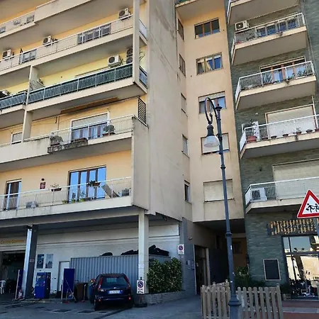 Casa Emilia アパート